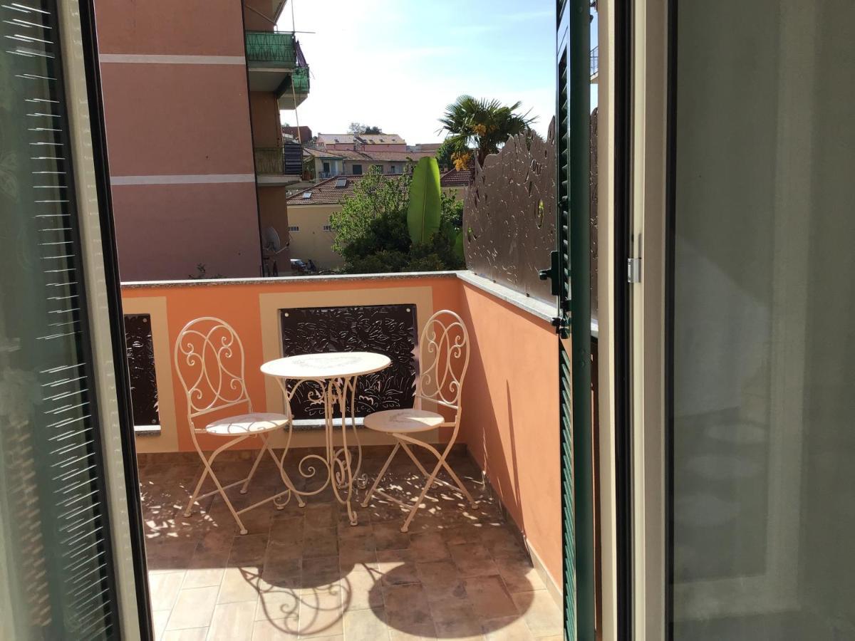 Casa Luigia Rooms Mtb In Finalborgo Bike Room Tour Ebike Trekking Finale Ligure Buitenkant foto