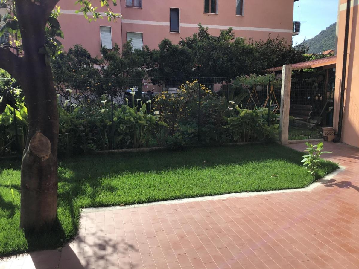 Casa Luigia Rooms Mtb In Finalborgo Bike Room Tour Ebike Trekking Finale Ligure Buitenkant foto