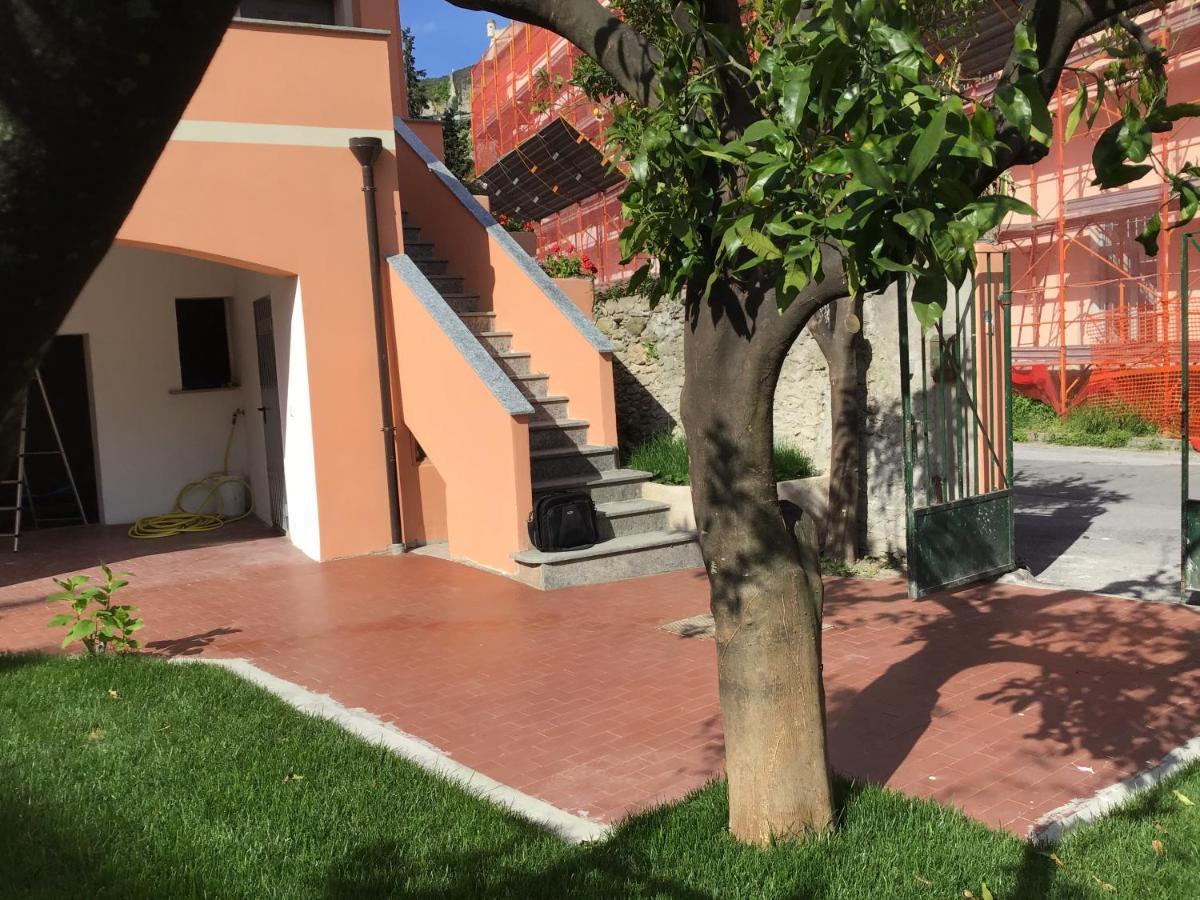 Casa Luigia Rooms Mtb In Finalborgo Bike Room Tour Ebike Trekking Finale Ligure Buitenkant foto