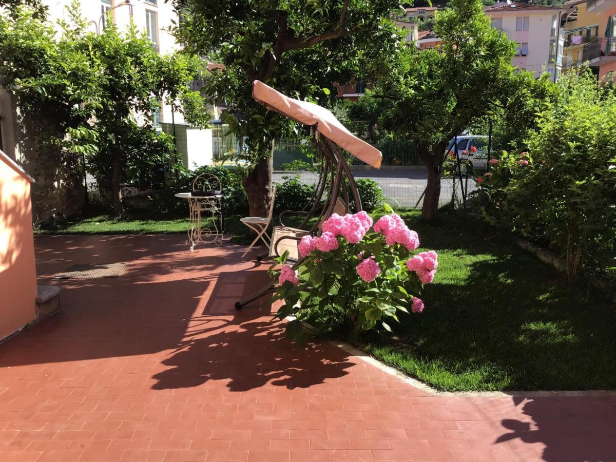 Casa Luigia Rooms Mtb In Finalborgo Bike Room Tour Ebike Trekking Finale Ligure Buitenkant foto