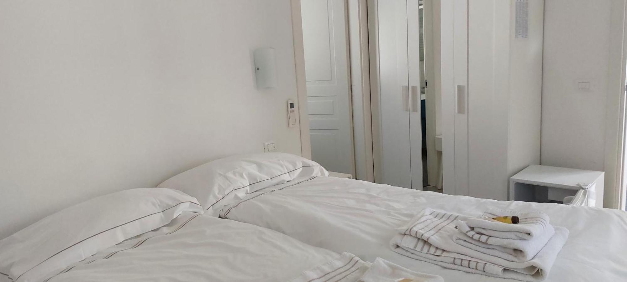 Casa Luigia Rooms Mtb In Finalborgo Bike Room Tour Ebike Trekking Finale Ligure Buitenkant foto